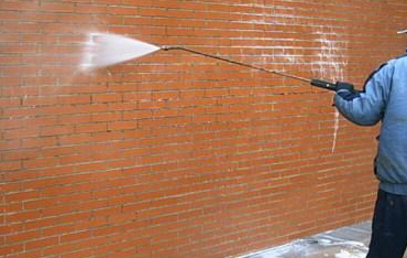 Limpieza de fachadas con alta presión en Valladolid, León y Zamora